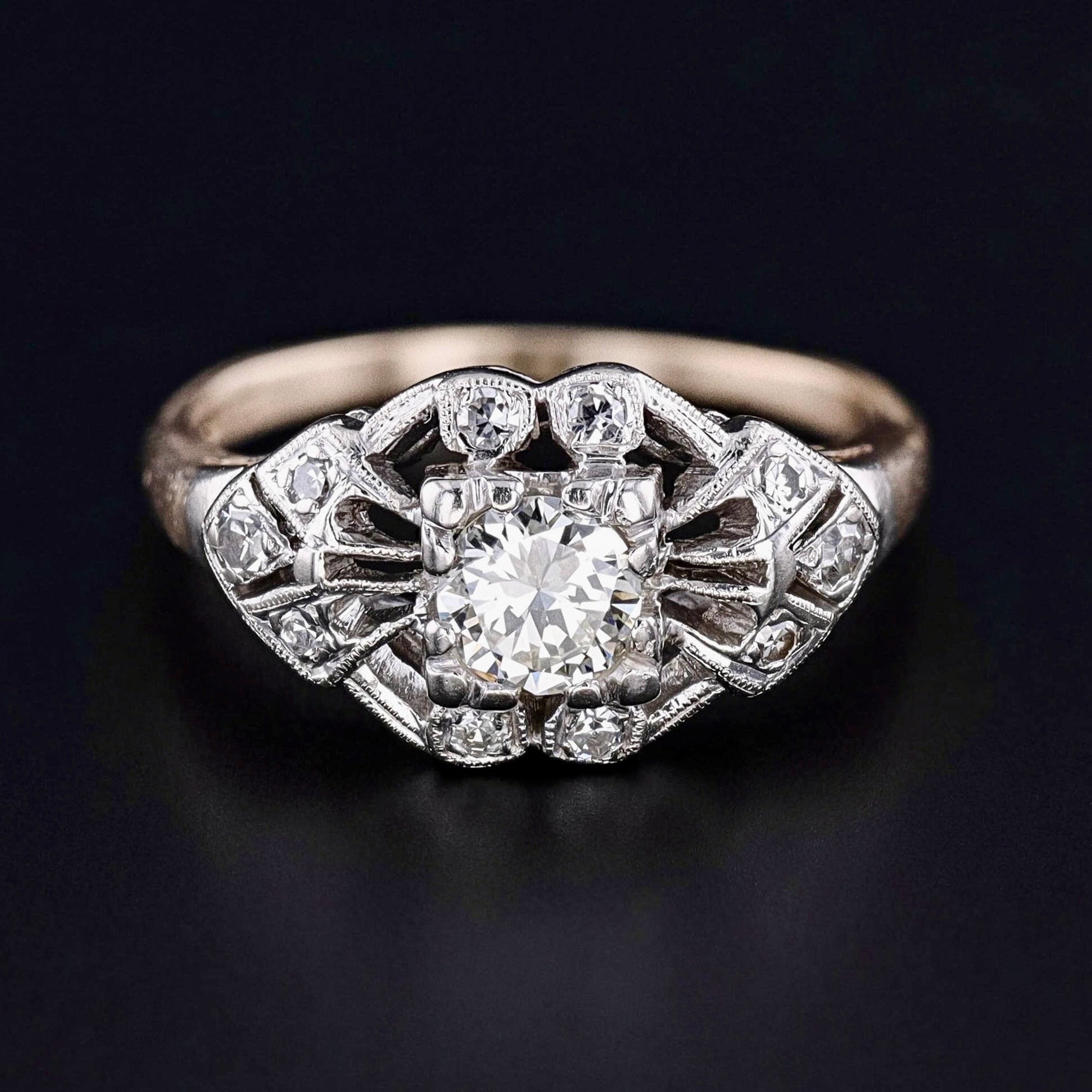 Art Deco Diamond Ring of 14k Gold