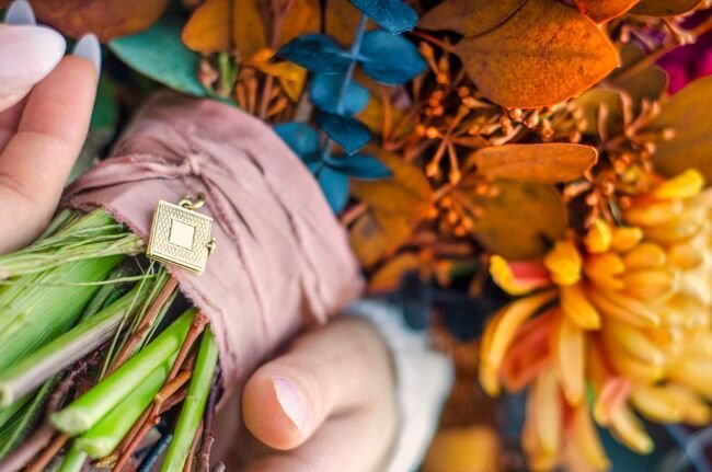 A Special Touch for Your Wedding Day:  Creative Ideas for Personalizing Your Bridal Bouquet with a Jeweled Keepsake - Trademark Antiques