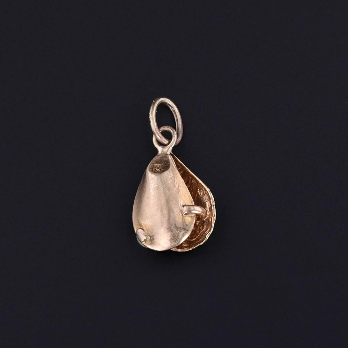 14k Gold Oyster Charm | Antique Oyster Charm - Trademark Antiques