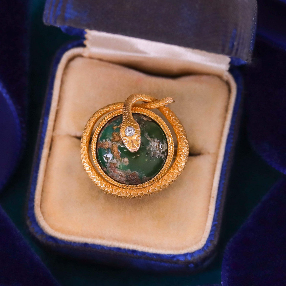 Antique Turquoise Snake Ring of 14k Gold