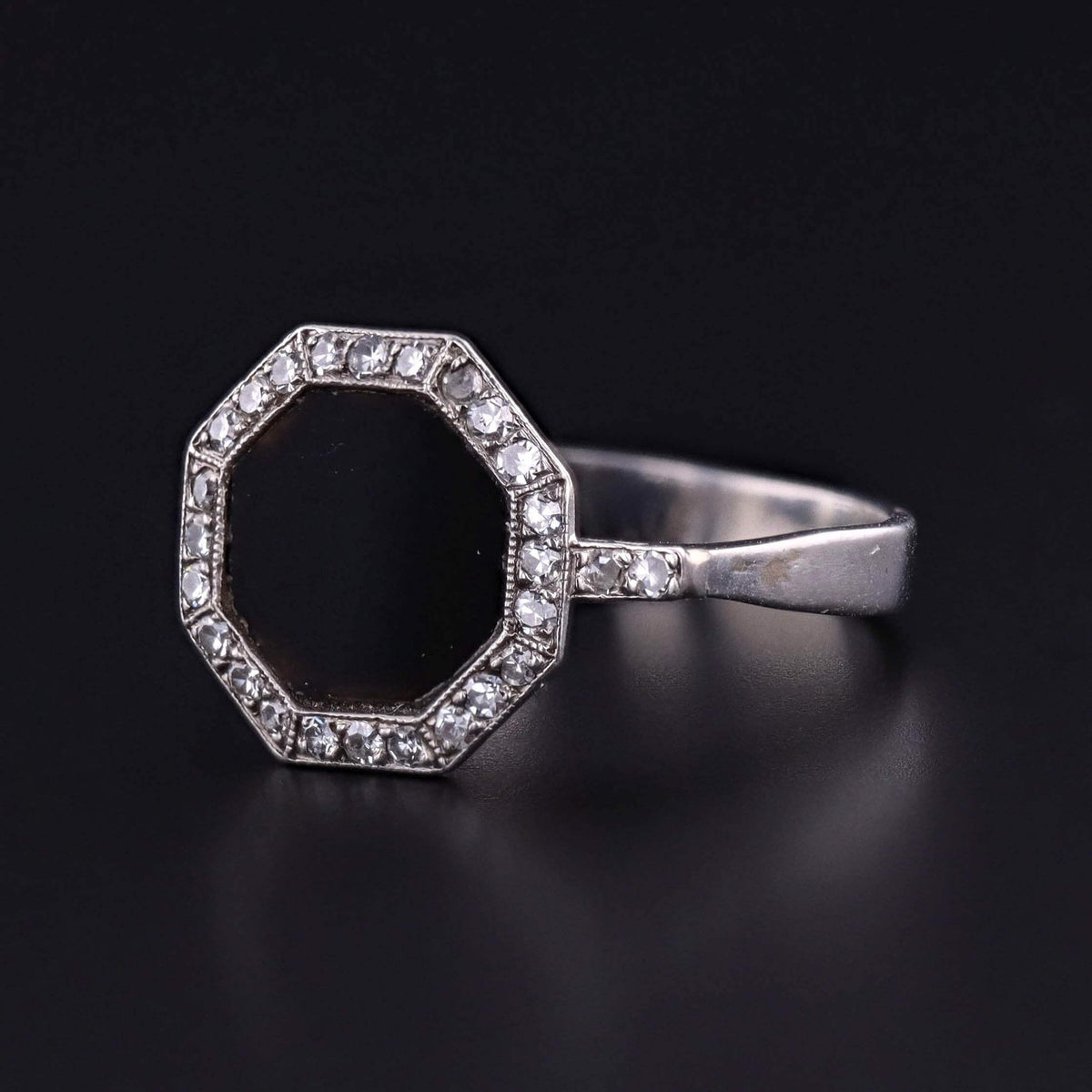 Art Deco Onyx and Diamond Ring of Platinum