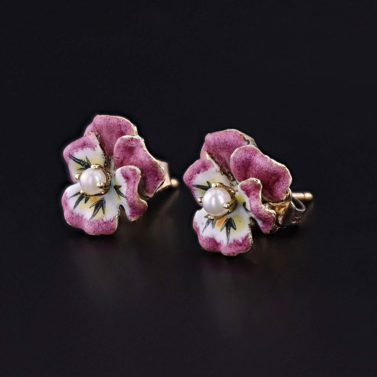 Vintage Pink Enamel Pansy Stud Earrings of 14k Gold