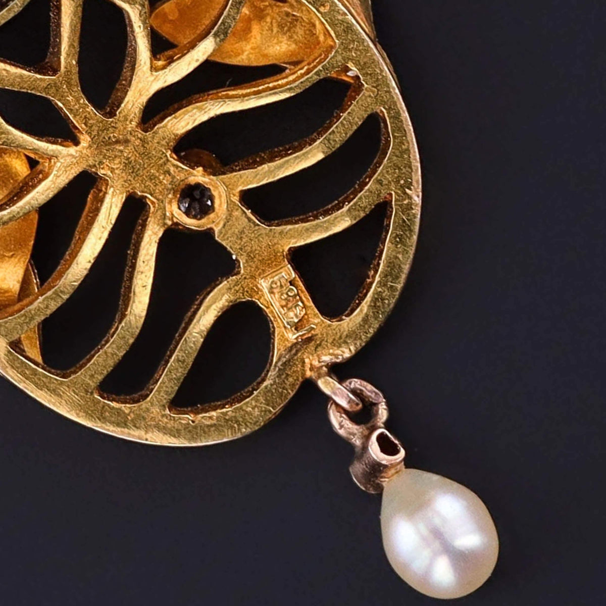 Art Nouveau Floral Pendant of Tri Color 14k Gold