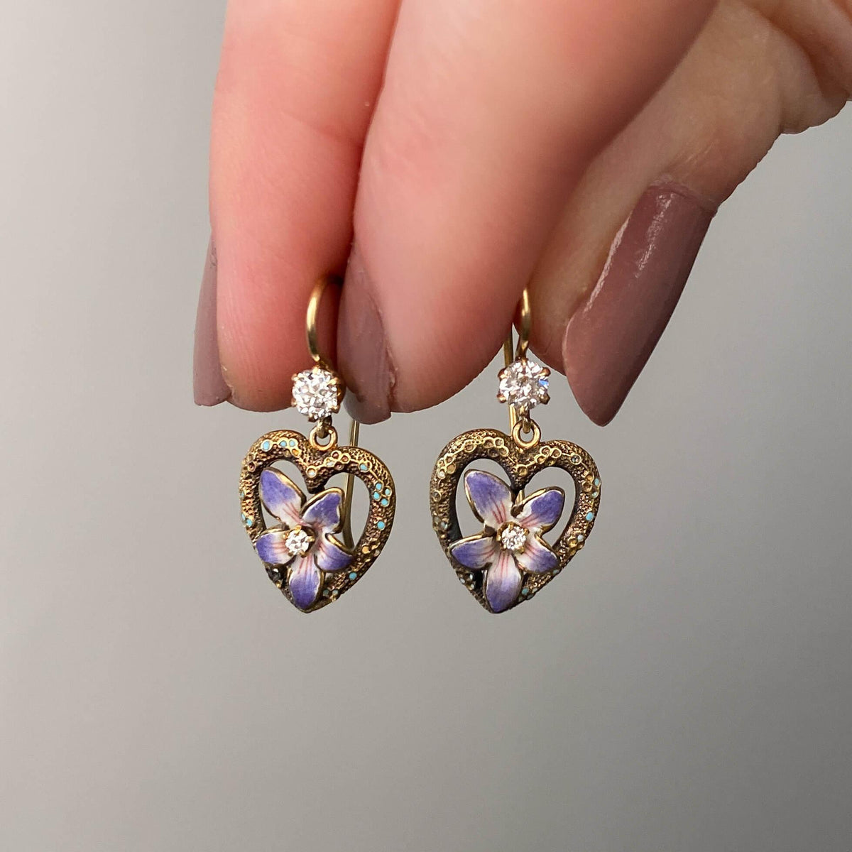 Antique Violet Heart Earrings of 14k Gold