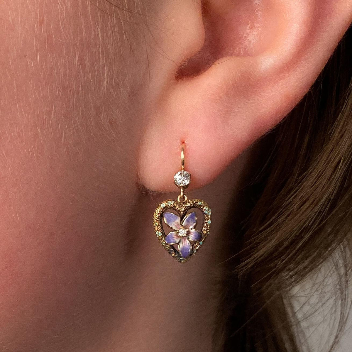 Antique Violet Heart Earrings of 14k Gold