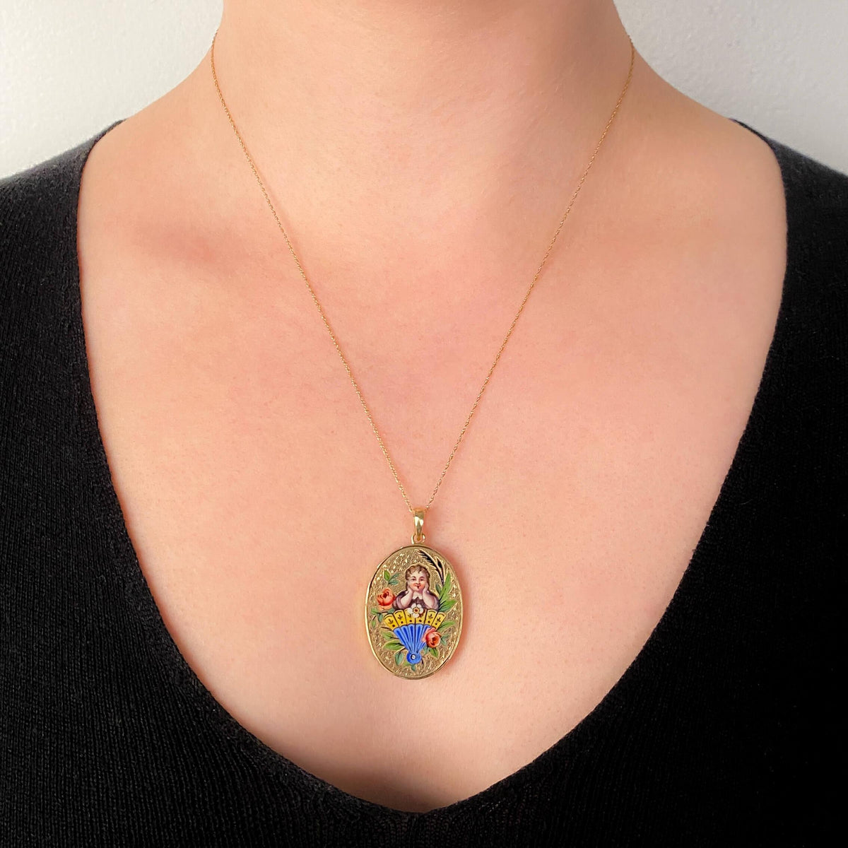 Antique Enamel Woman Pendant of 14k Gold