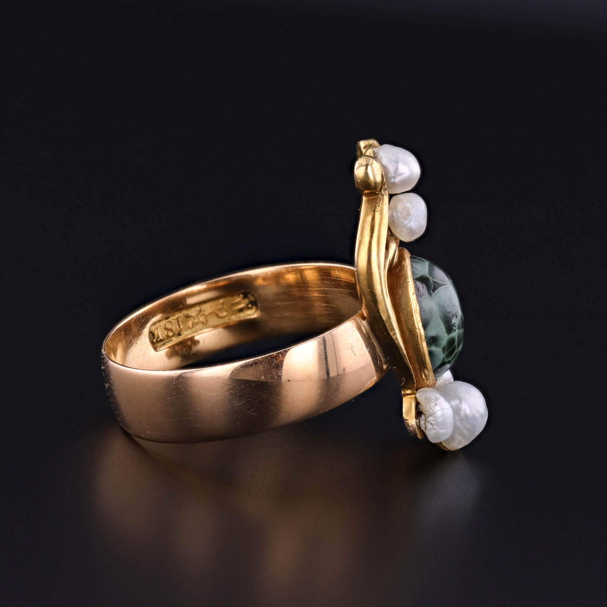 Antique Pearl and Chlorastrolite Ring of 18k Gold