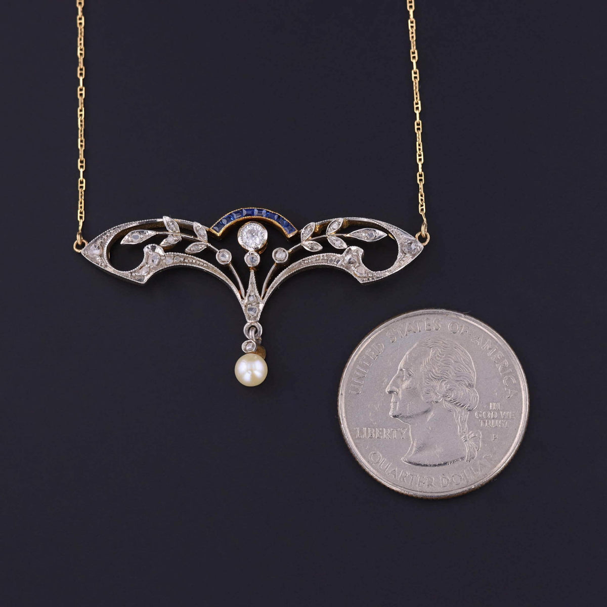 Antique Pearl and Sapphire Necklace of 18k Gold