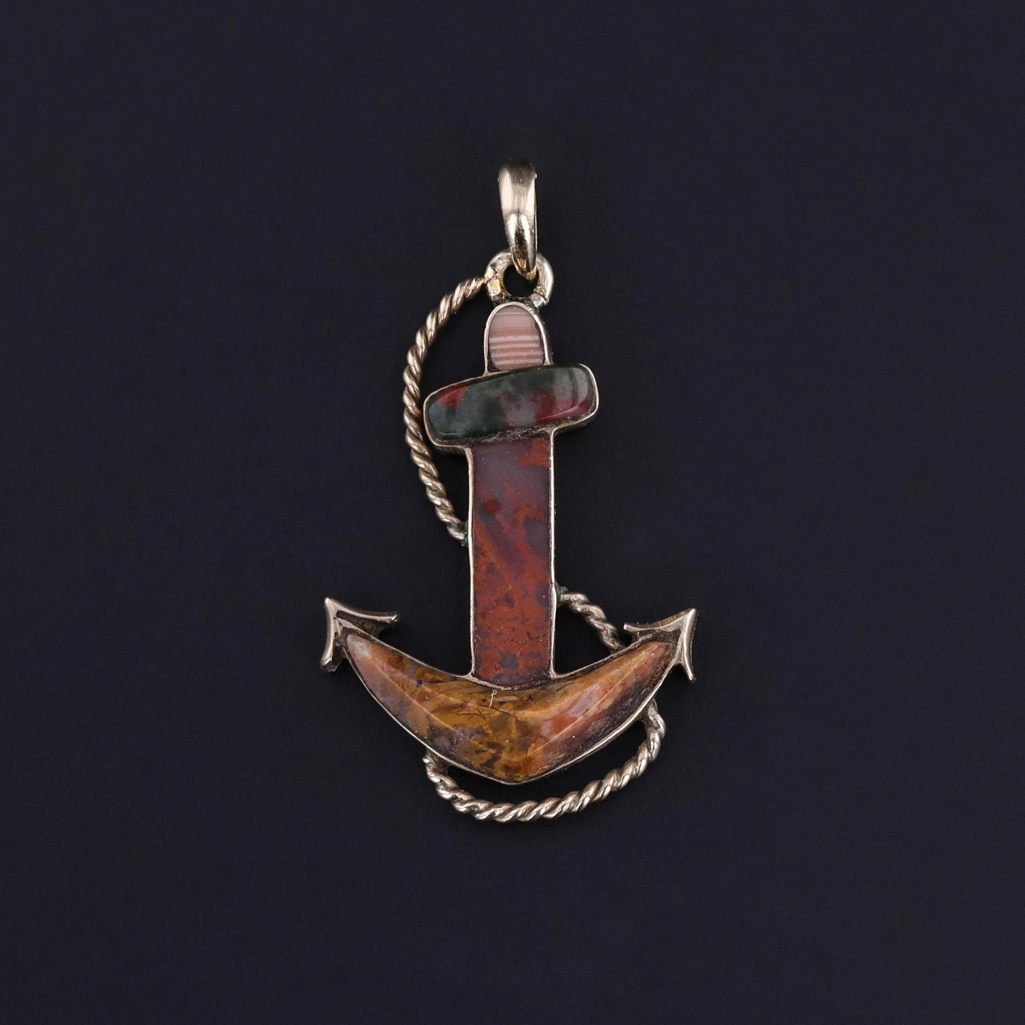 Antique Agate Anchor Pendant of 9ct Gold - Trademark Antiques