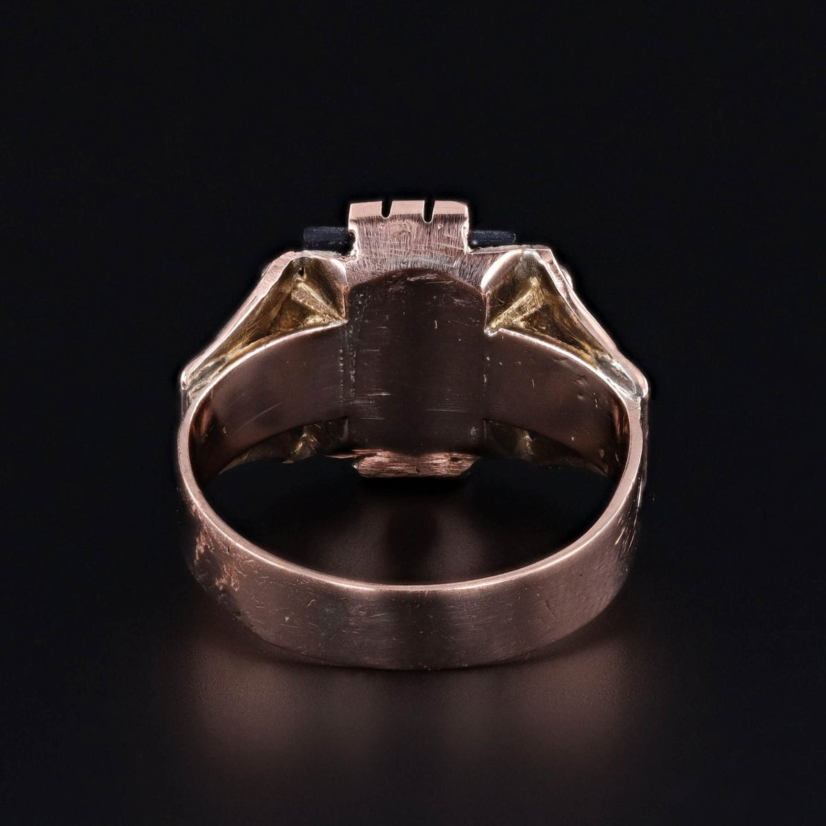 Antique Agate Singet Ring of 10k Gold - Trademark Antiques