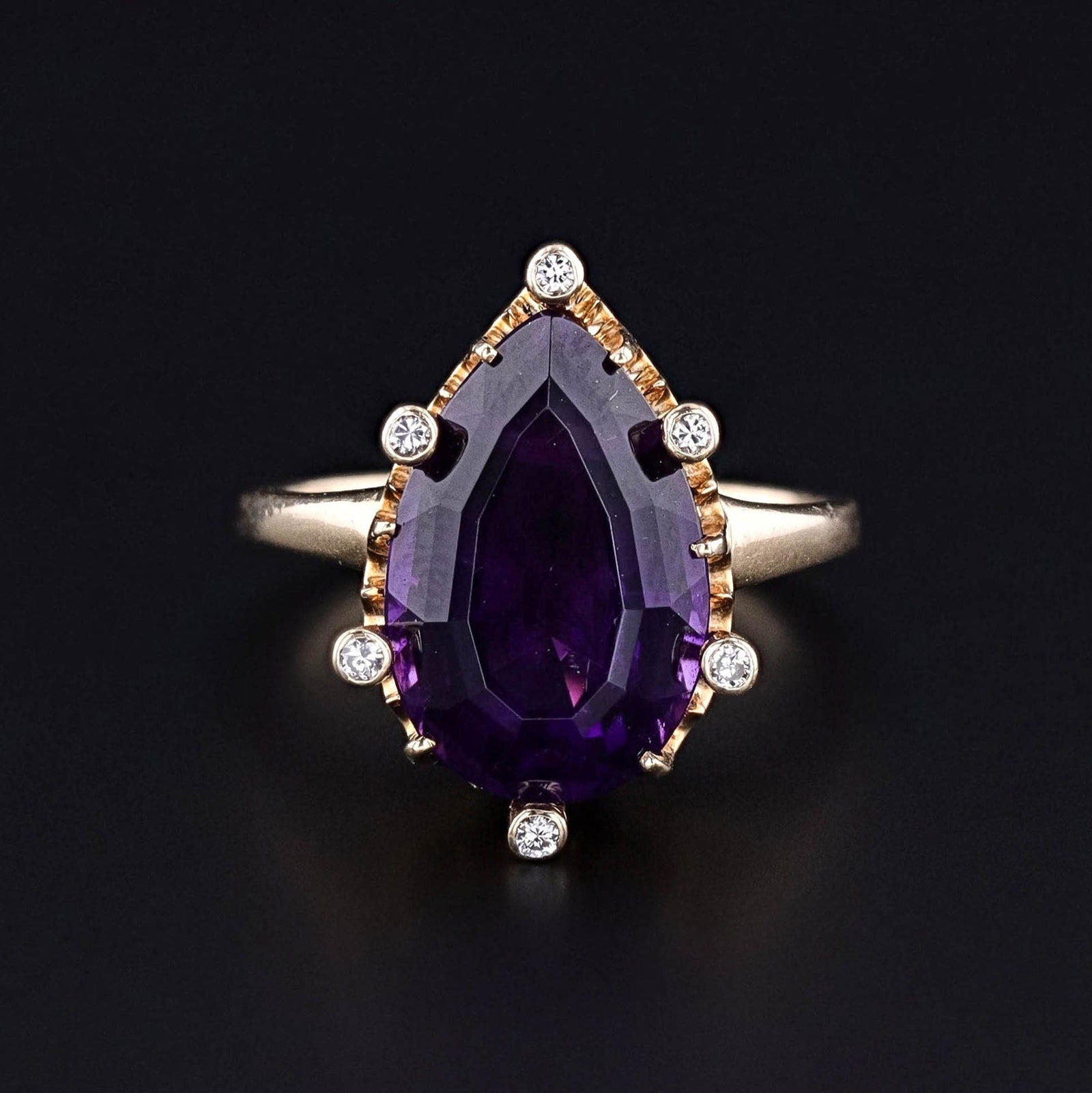 Antique Amethyst and Diamond Ring of 14k Gold - Trademark Antiques
