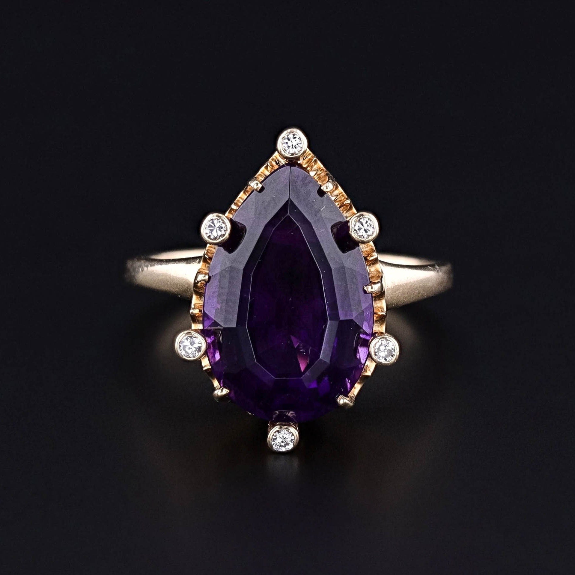Antique Amethyst and Diamond Ring of 14k Gold - Trademark Antiques