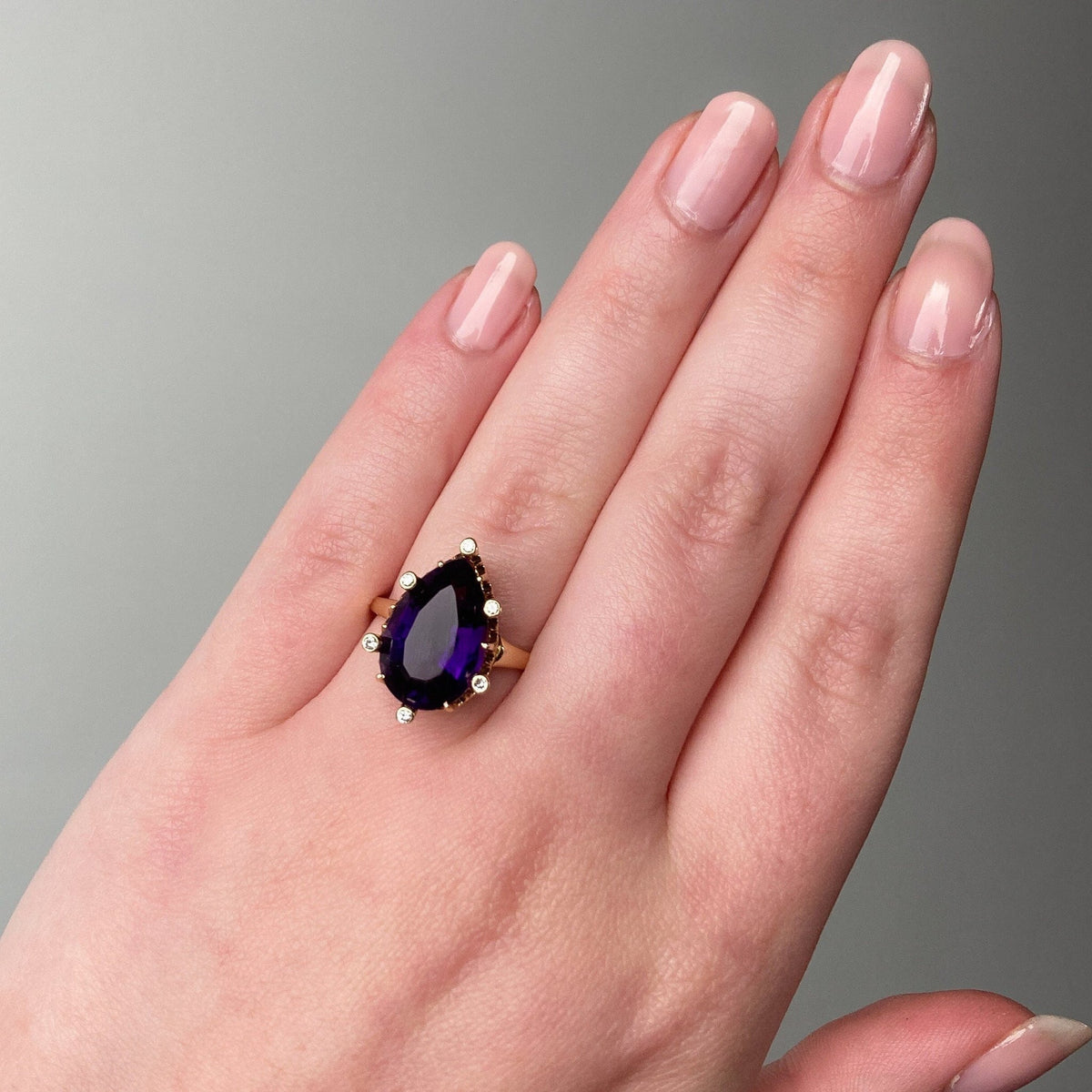 Antique Amethyst and Diamond Ring of 14k Gold - Trademark Antiques