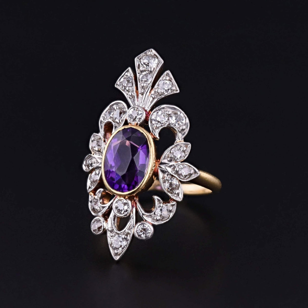 Antique Amethyst and Diamond Ring of 18k Gold and Platinum - Trademark Antiques