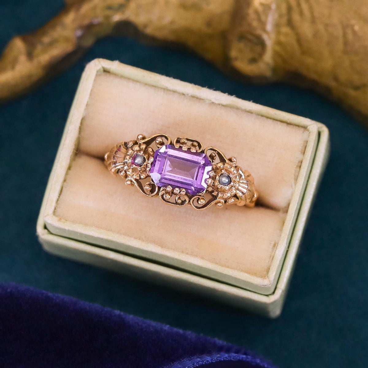 Antique Amethyst and Pearl Ring of 14k Gold - Trademark Antiques