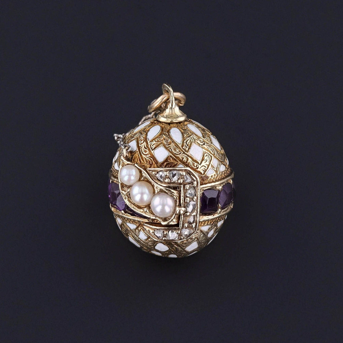 Antique Amethyst Egg Charm of 18k Gold - Trademark Antiques