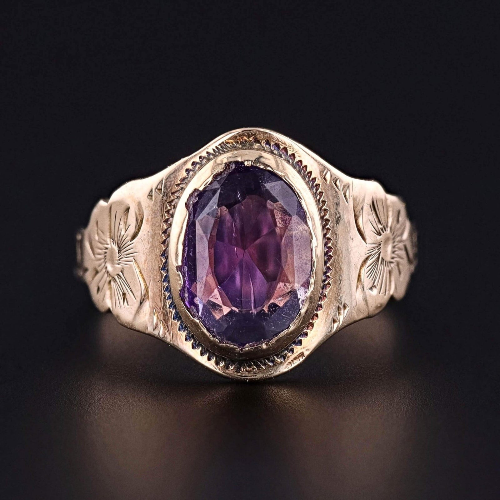 Antique Amethyst Ring of 10k Gold - Trademark Antiques