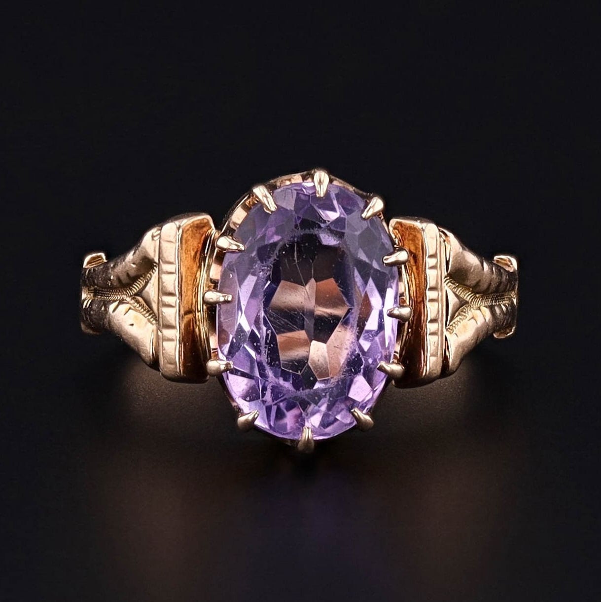 Antique Amethyst Ring of 14k Gold - Trademark Antiques