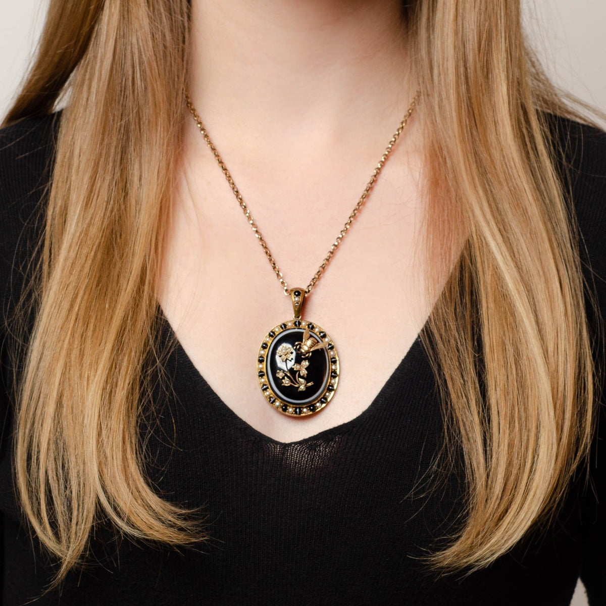 Antique Banded Agate and Pearl Bee Pendant of 15ct Gold - Trademark Antiques