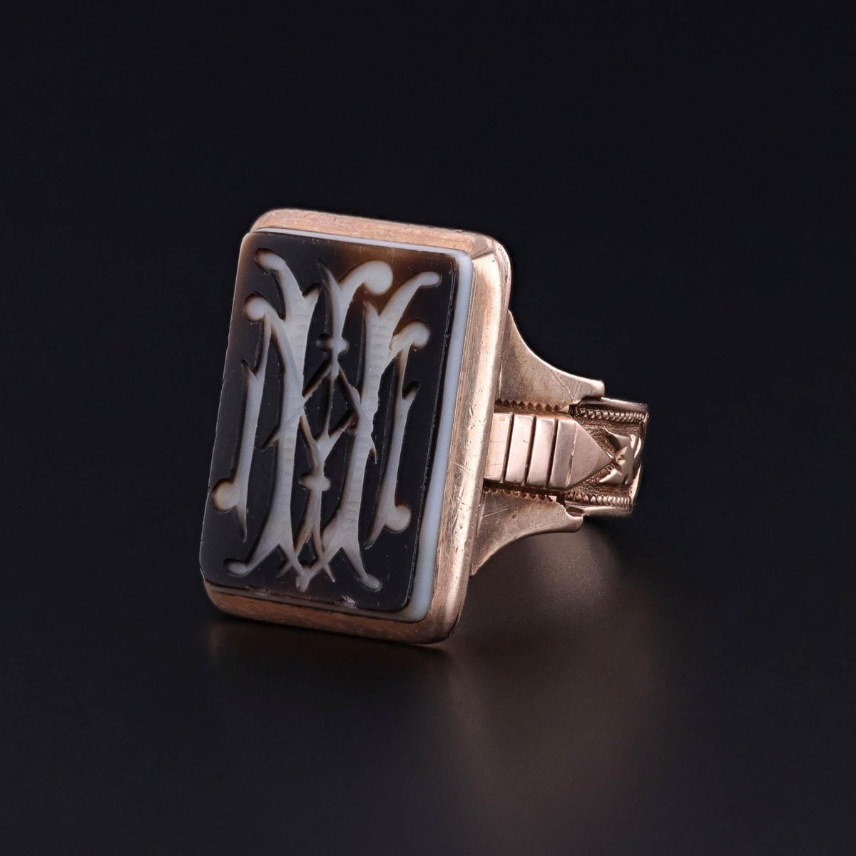 Antique Banded Agate Signet Ring of 14k Gold - Trademark Antiques