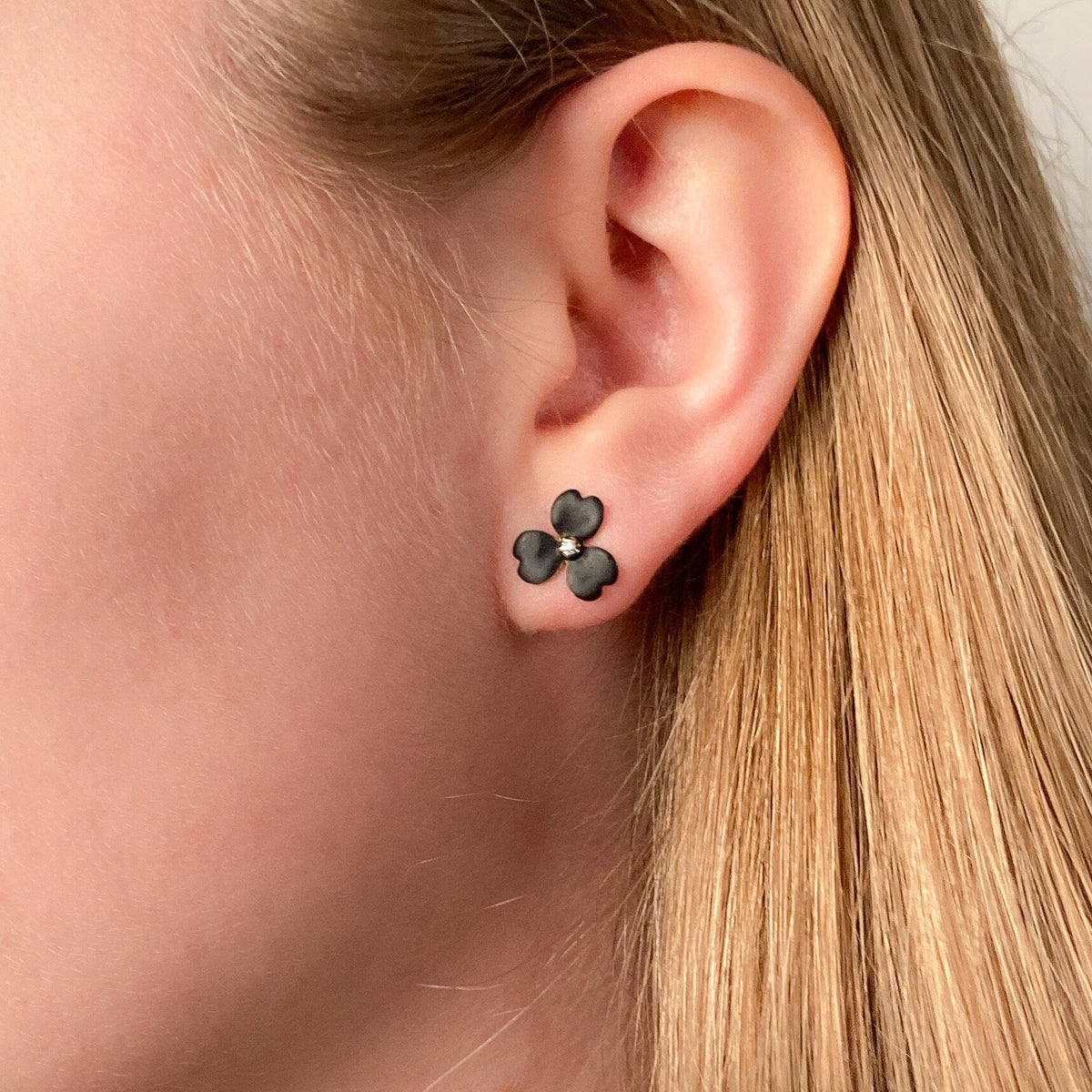 Antique Black Enamel Enamel Earrings of 14k Gold - Trademark Antiques