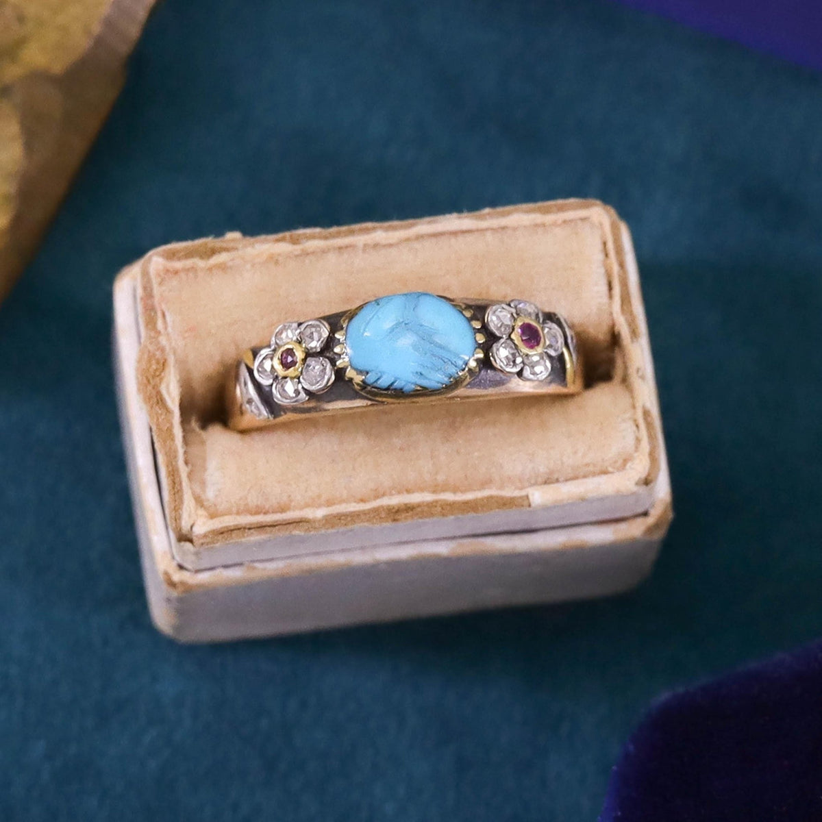 Antique Carved Turquoise Fede Ring of 15ct Gold - Trademark Antiques