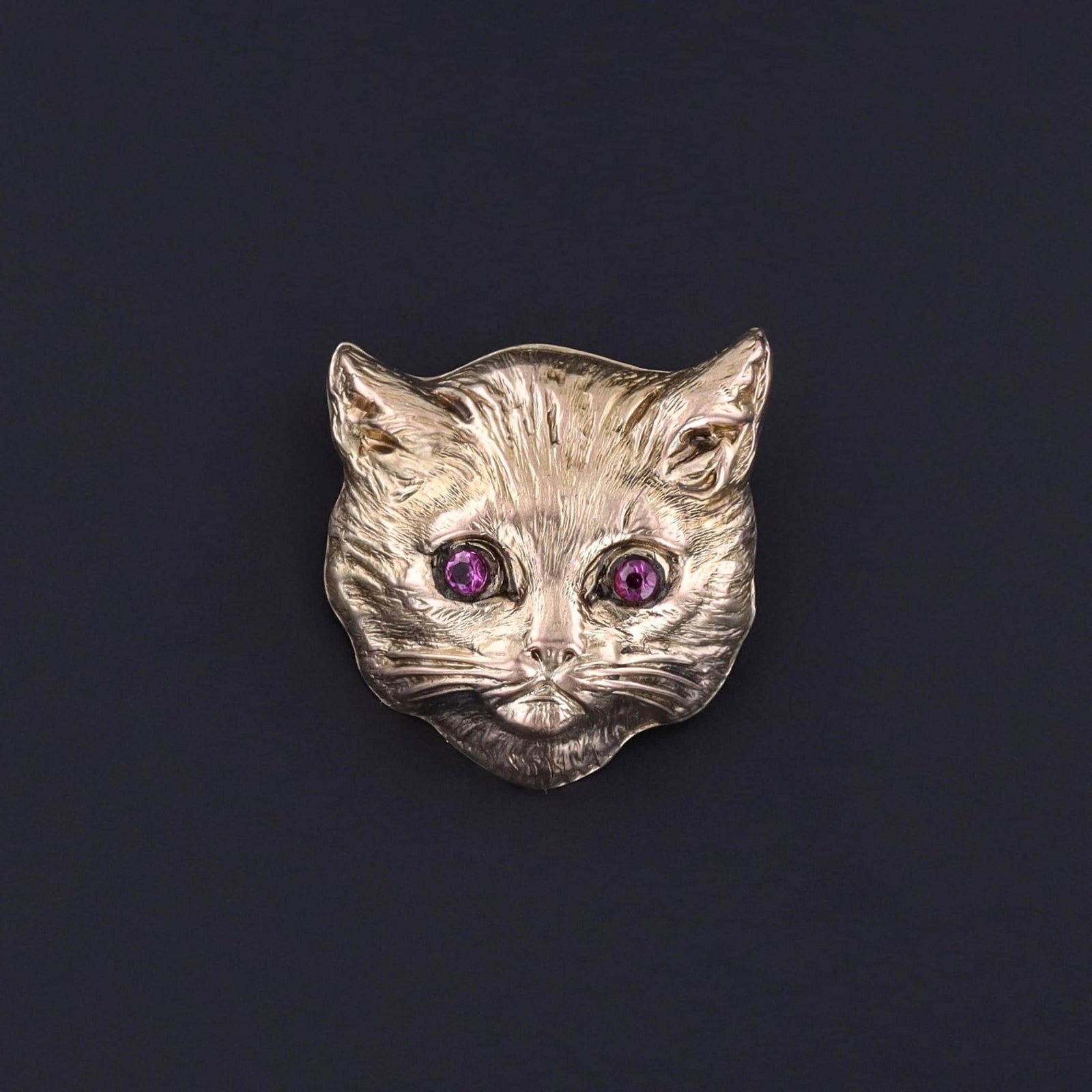 Antique Cat Brooch of 10k Gold - Trademark Antiques
