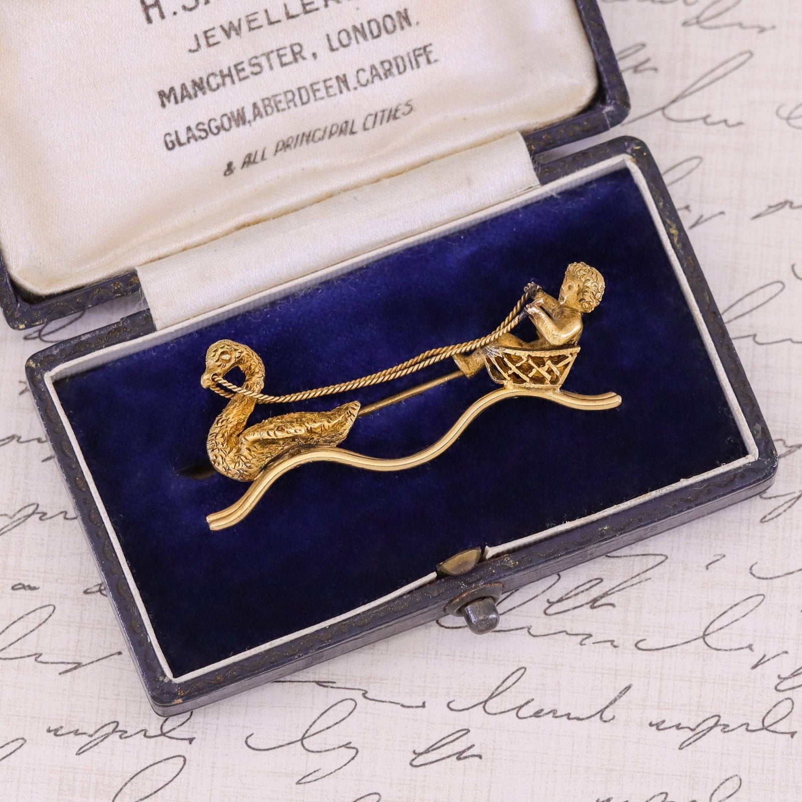 Antique Chariot Brooch of 18k Gold - Trademark Antiques