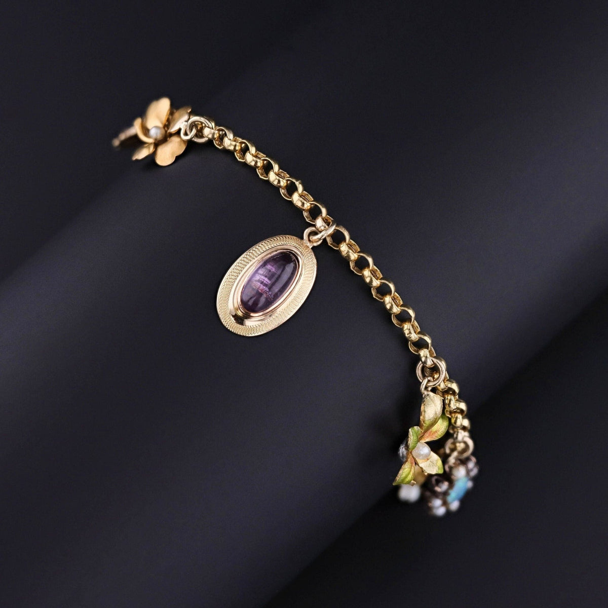 Antique Charm Bracelet of 14k Gold - Trademark Antiques