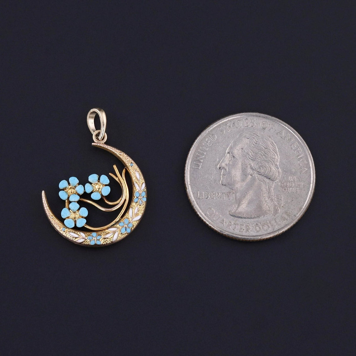 Antique Crescent Moon Pendant of 14k Gold - Trademark Antiques