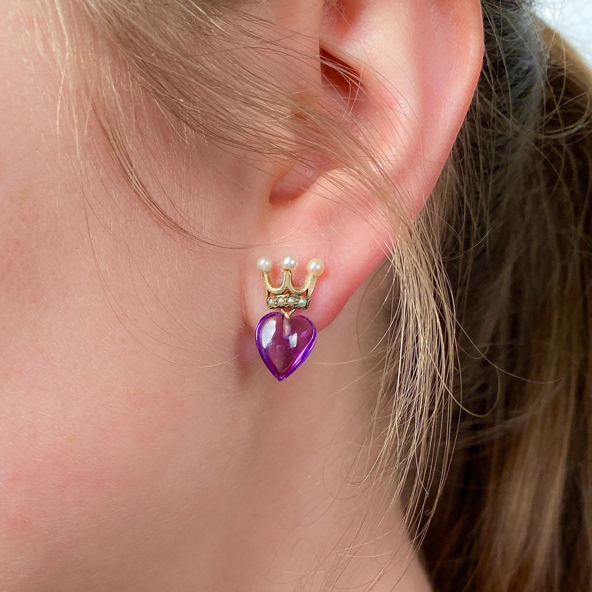 Antique Crowned Amethyst Heart Earrings of 9ct Gold - Trademark Antiques