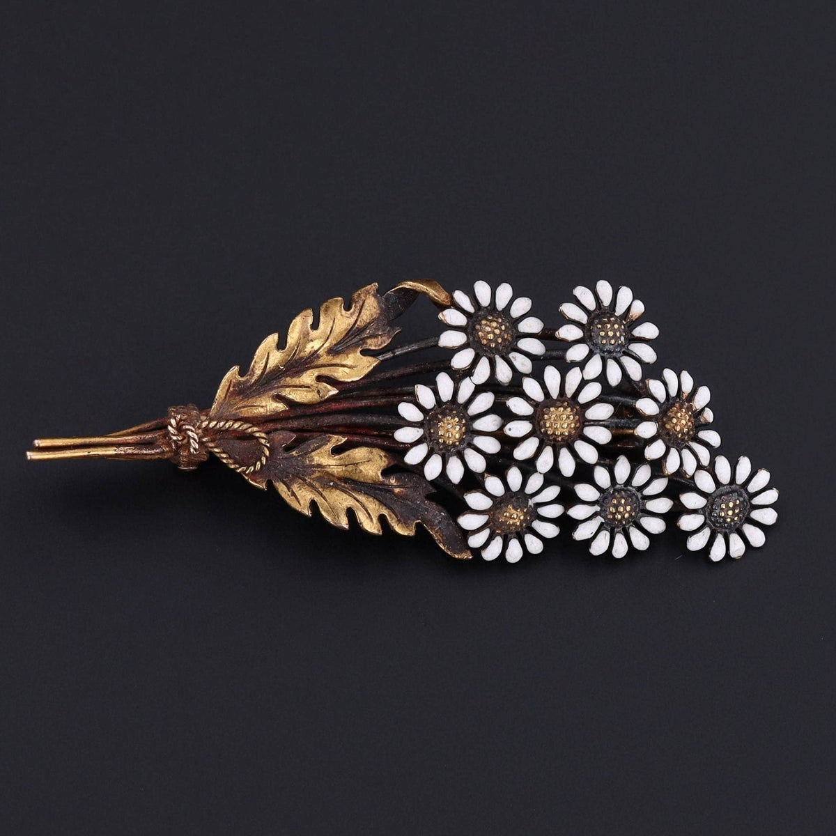 Antique Daisy Brooch of 14k Gold - Trademark Antiques