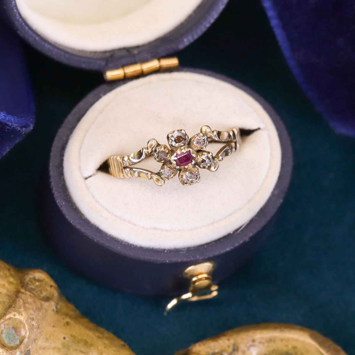 Antique Diamond and Ruby Flower Ring of 12ct Gold - Trademark Antiques