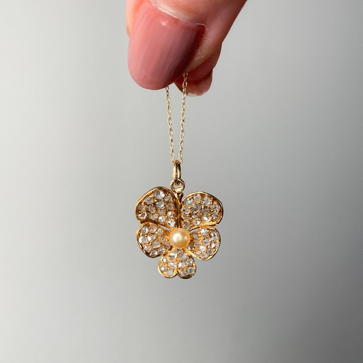 Antique Diamond Pansy Pendant of 18k Gold - Trademark Antiques