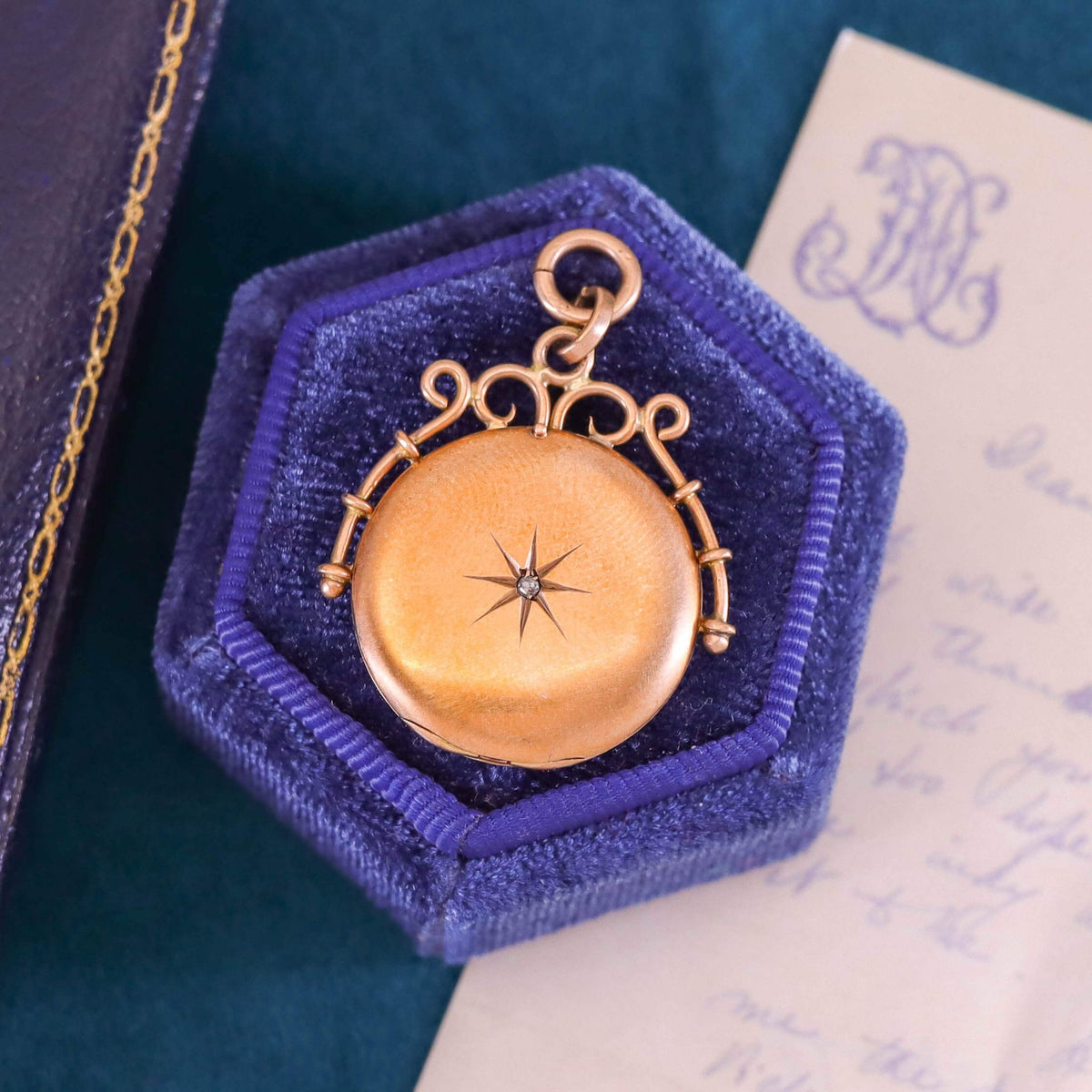 Antique Diamond Star Locket of 9ct Gold - Trademark Antiques