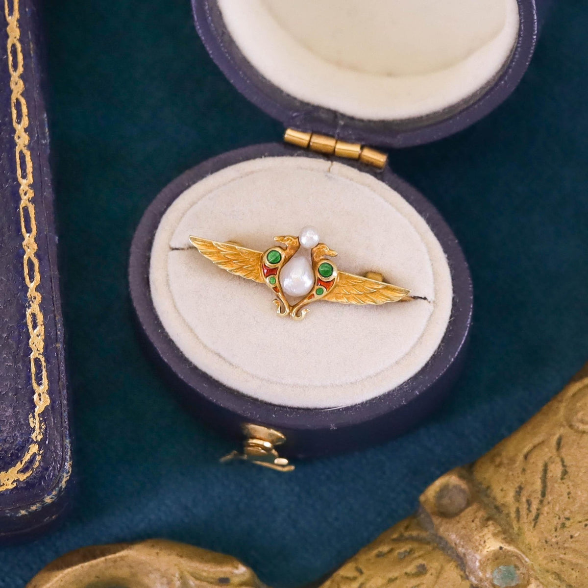 Antique Egyptian Revival Lace Pin of 14k Gold - Trademark Antiques