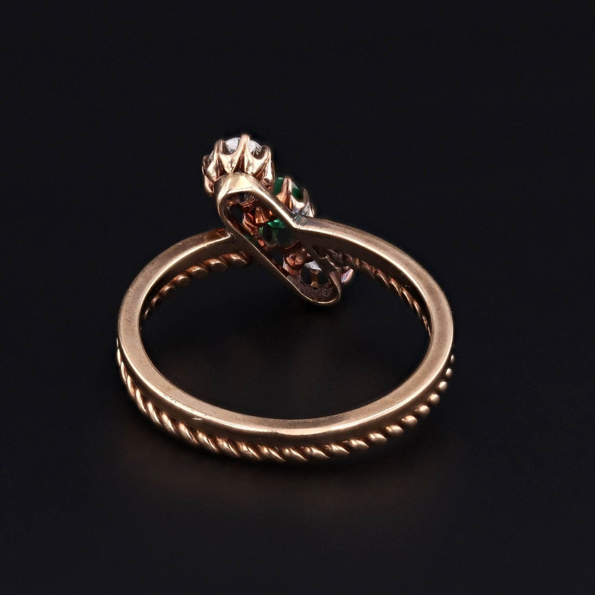 Antique Emerald and Diamond Ring of 14k Gold - Trademark Antiques