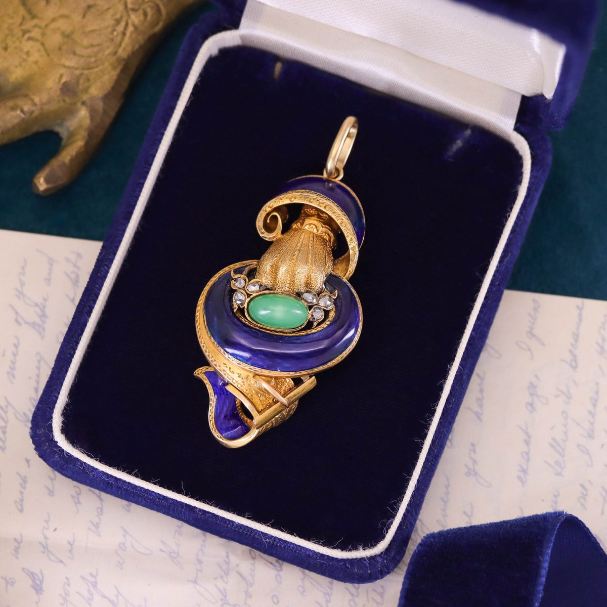 Antique Enamel Hand Pendant of 18k Gold - Trademark Antiques