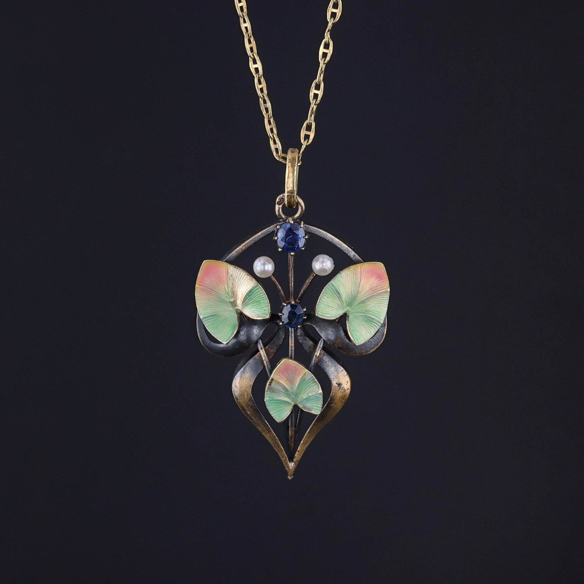 Antique Enamel Leaf Pendant of 14k Gold - Trademark Antiques