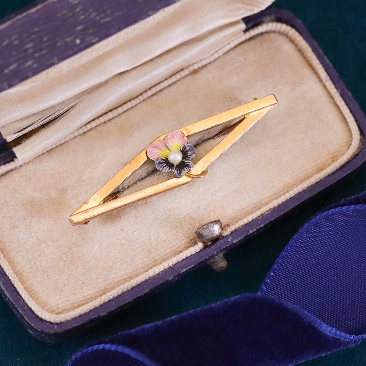 Antique Enamel Pansy Brooch of 10k Gold - Trademark Antiques