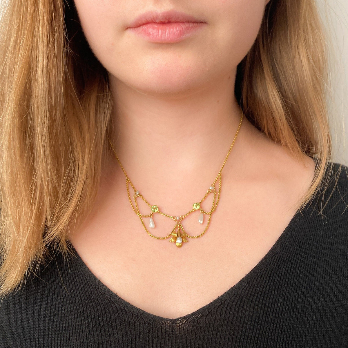 Antique Festoon Necklace of 10k Gold - Trademark Antiques