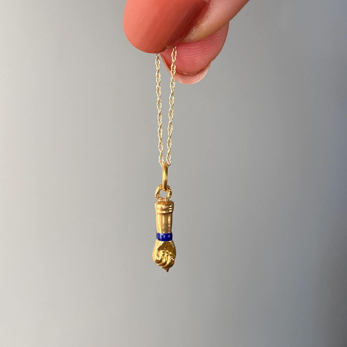 Antique Figa Hand Charm of 19.2K Gold - Trademark Antiques