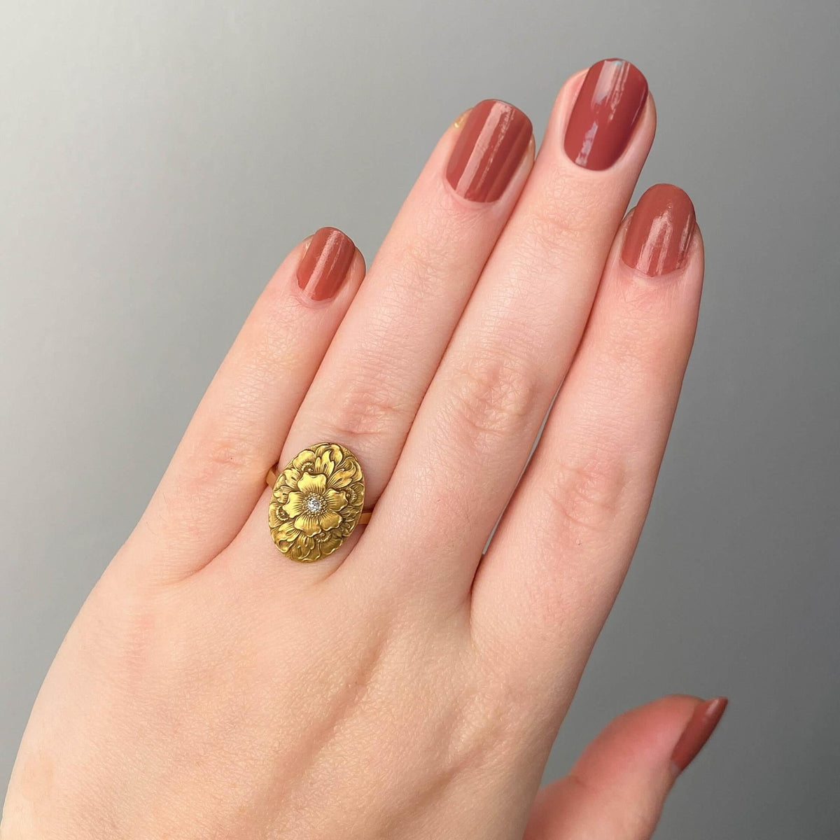 Antique Flower Ring of 14k Gold - Trademark Antiques