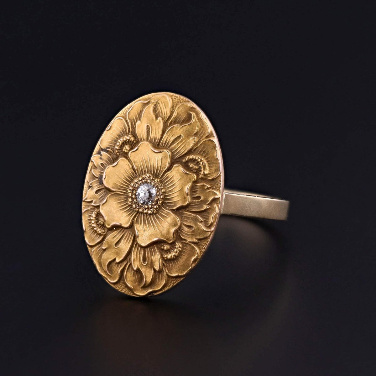 Antique Flower Ring of 14k Gold - Trademark Antiques