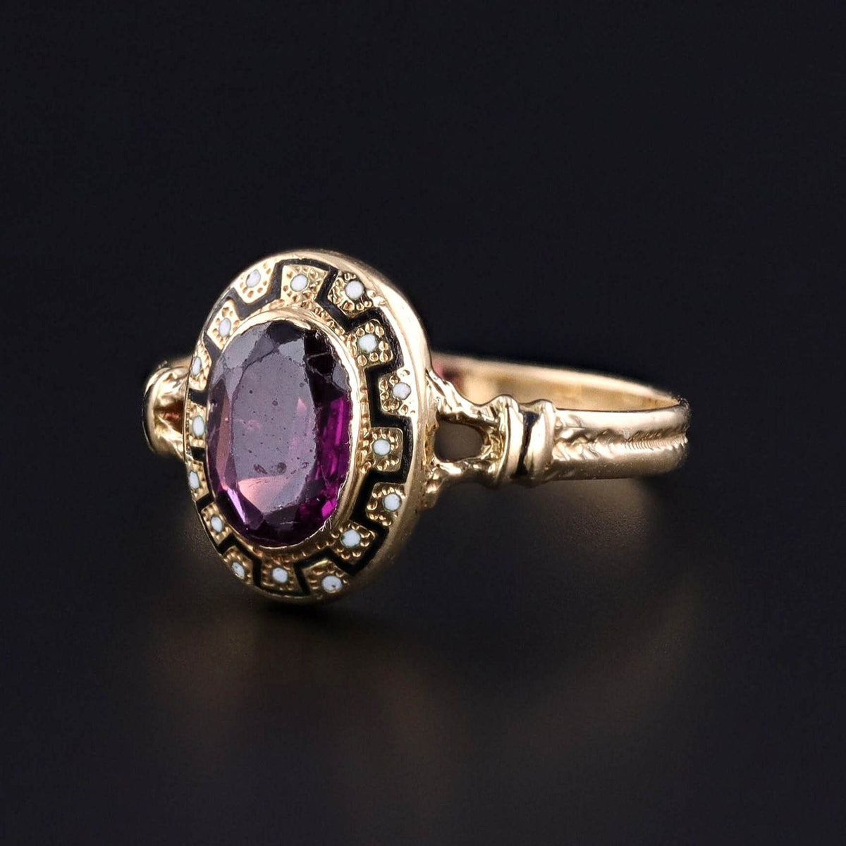 Antique French Garnet Ring of 18k Gold - Trademark Antiques