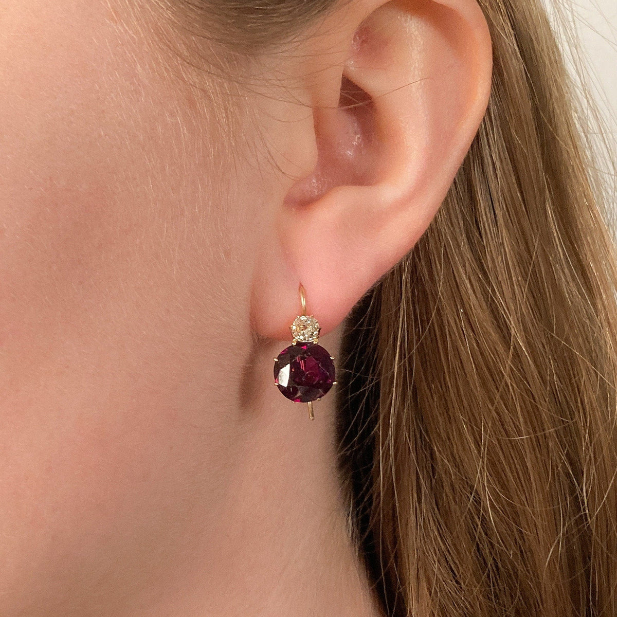 Antique Garnet and Diamond Earrings of 18k Gold - Trademark Antiques