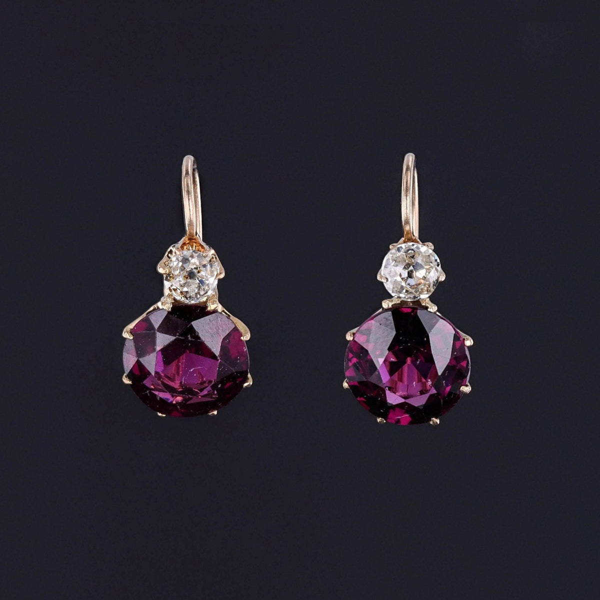 Antique Garnet and Diamond Earrings of 18k Gold - Trademark Antiques