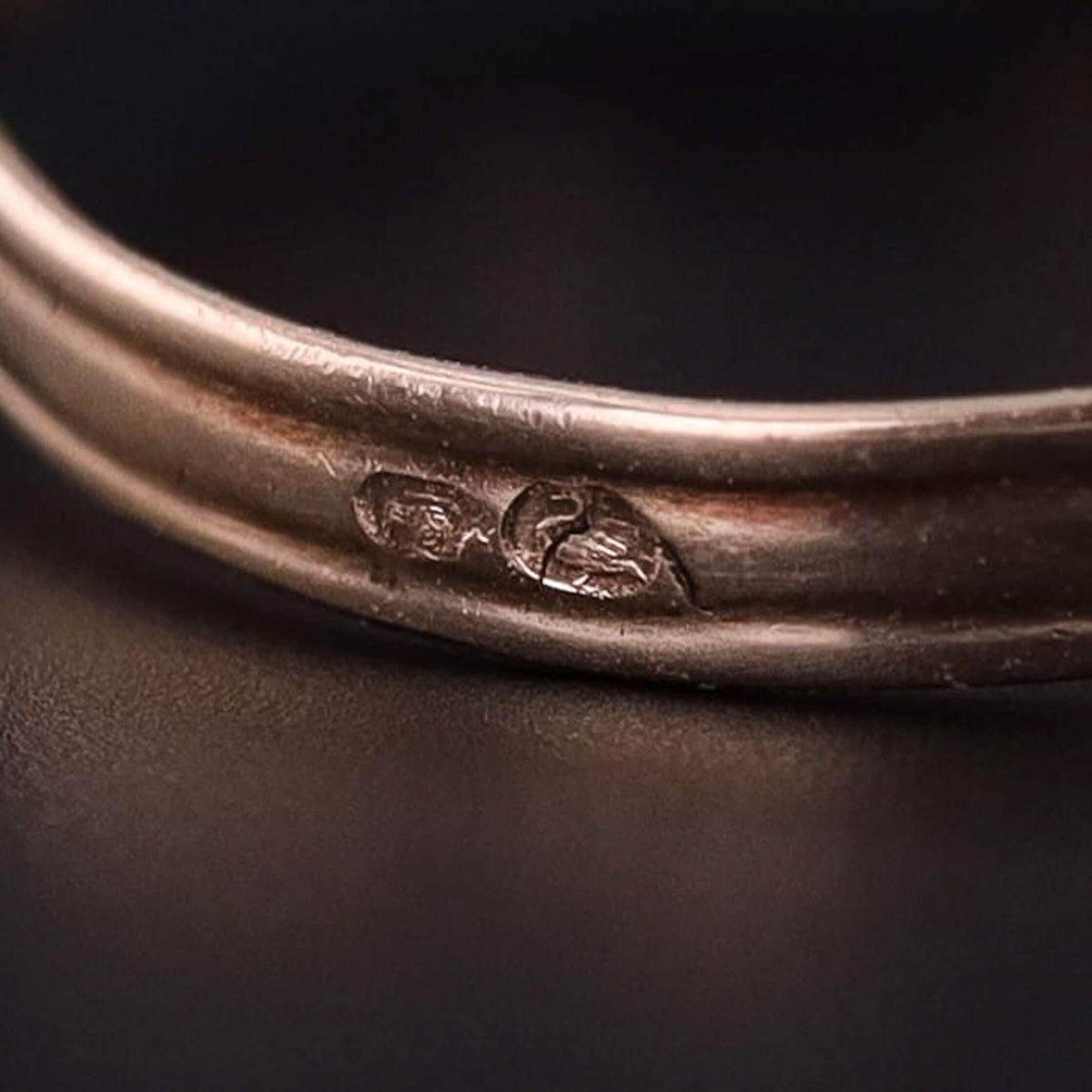 Antique Garnet Ring of 14k Gold - Trademark Antiques