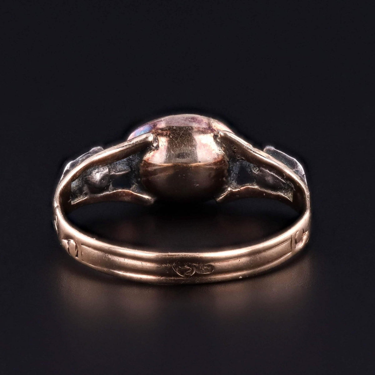 Antique Garnet Ring of 14k Gold - Trademark Antiques