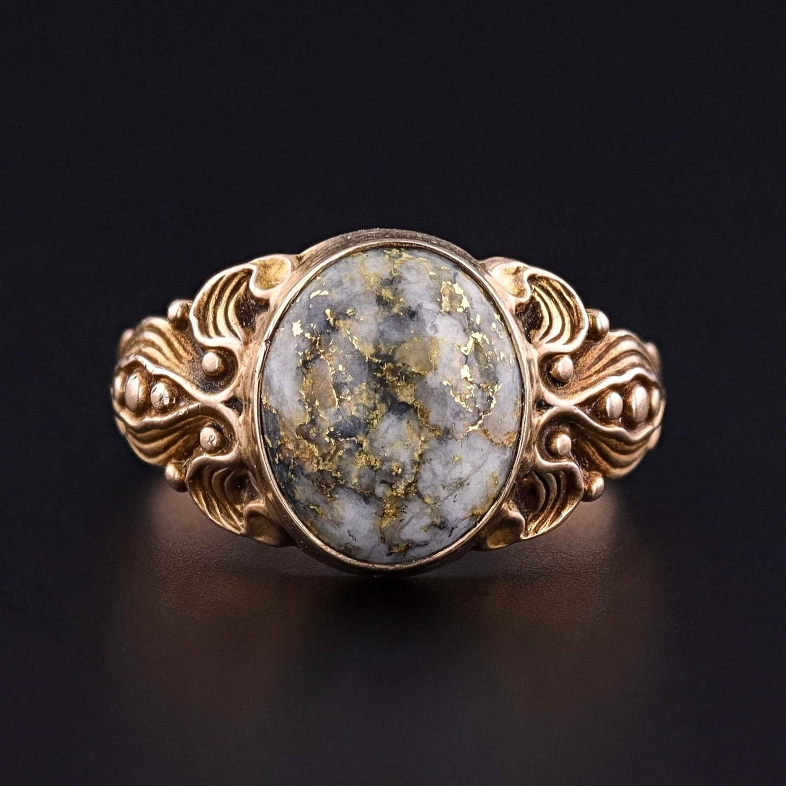 Antique Gold Quartz Signate Ring of 10k Gold - Trademark Antiques